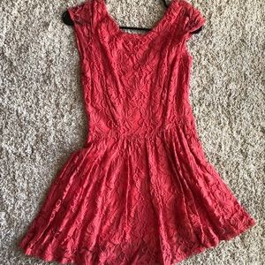 ••Summer Dress (fits like a S)